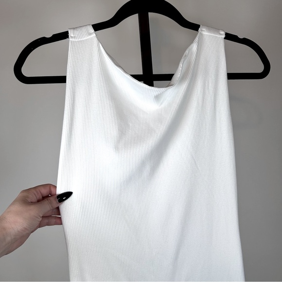 🆕MISSGUIDED Ribbed Backless Bodycon Midi Dress - Picture 8 of 10